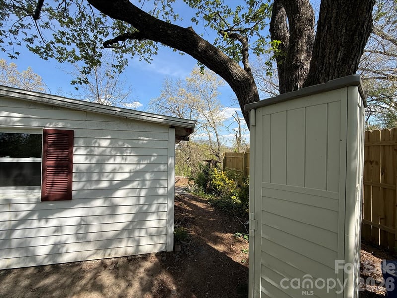 5A Warren Ave, Asheville, NC 28803