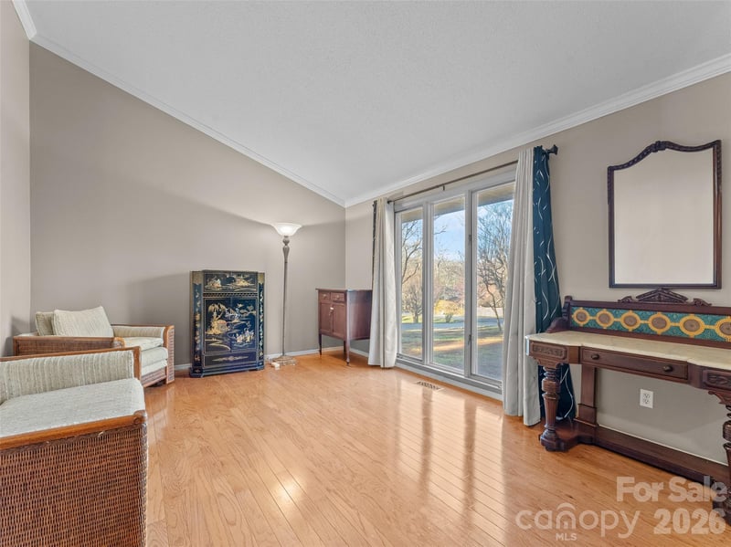 29 Reynolda Dr, Asheville, NC 28803