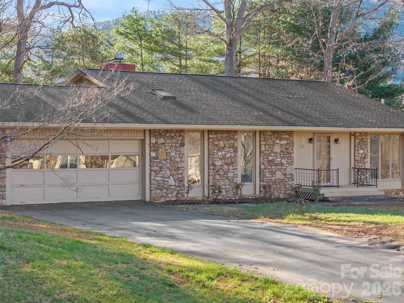 29 Reynolda Dr, Asheville, NC 28803