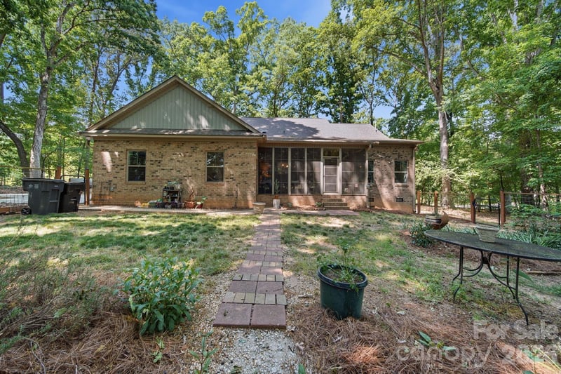 3008 Oakdale Dr, Monroe, NC 28110