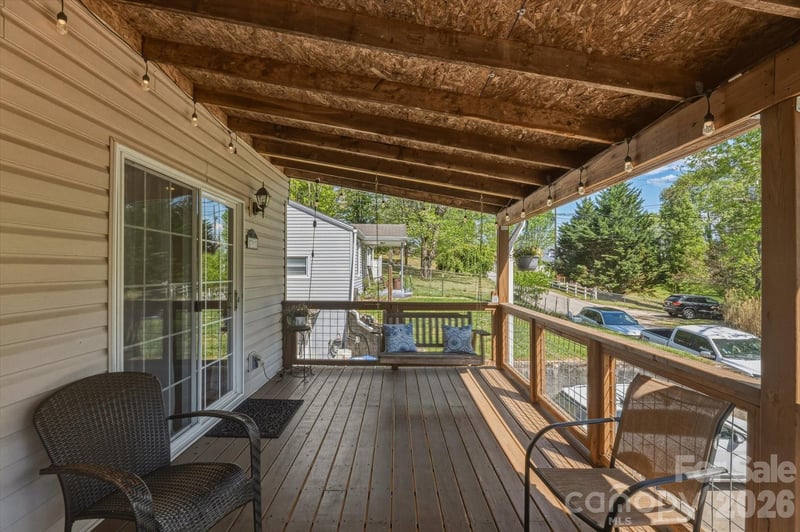 31 Huffman Rd, Asheville, NC 28806