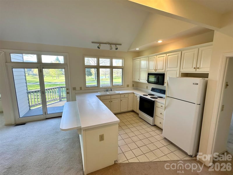 311 Landing Dr #E2, Jefferson, NC 28640