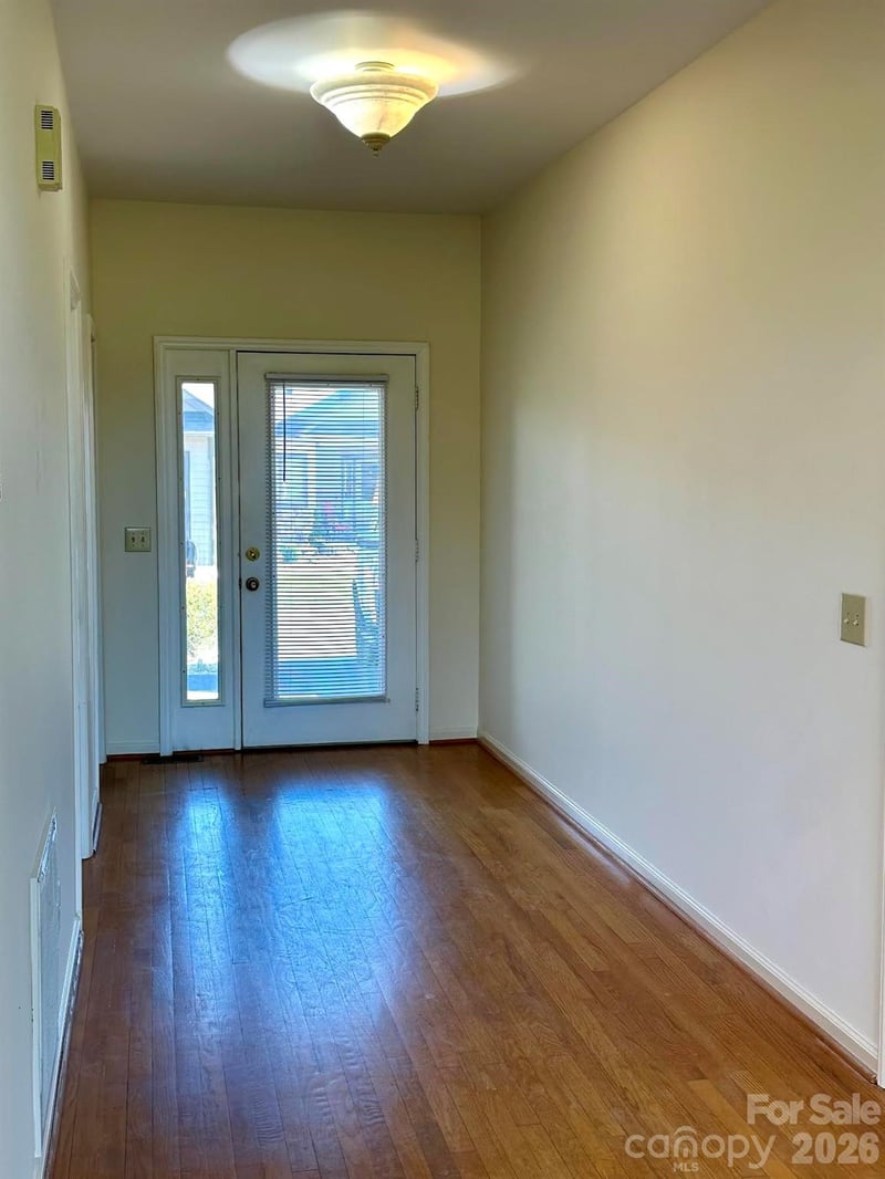 311 Landing Dr #E2, Jefferson, NC 28640