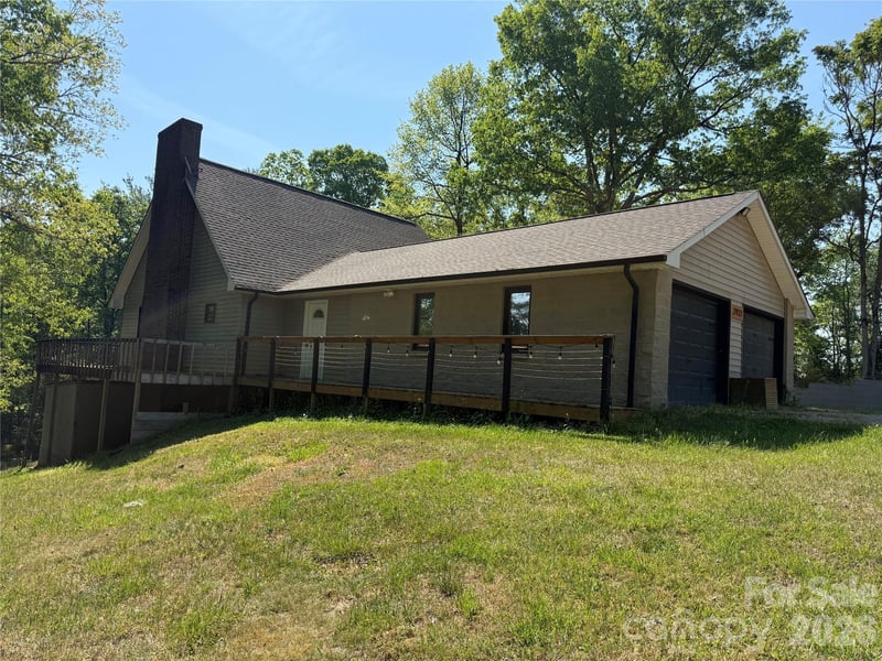 2922 Lovie Ln, Hudson, NC 28638