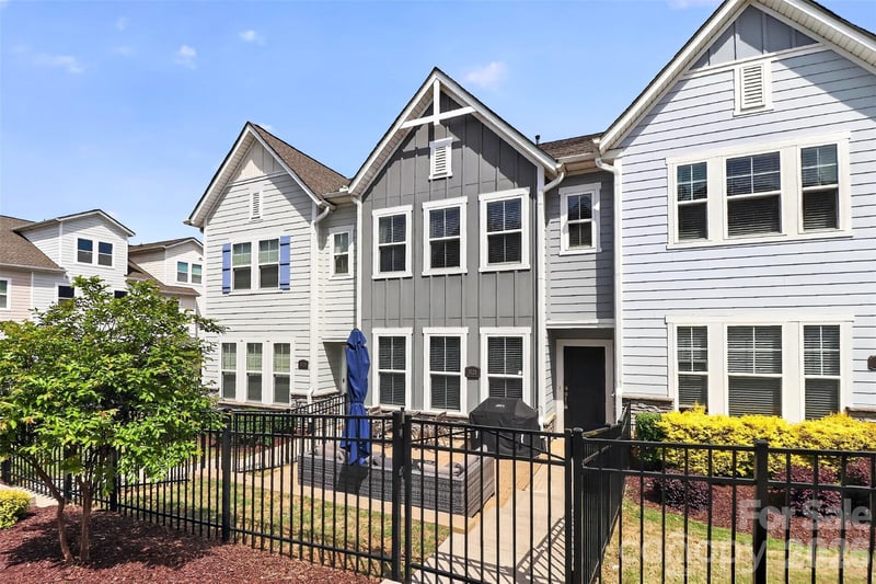 3121 Ada Mill Al, Charlotte, NC 28205