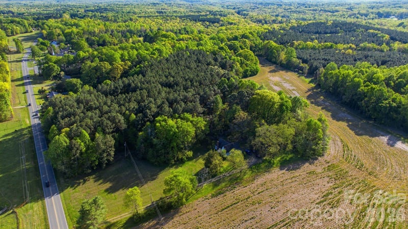 1862 Salem Church Rd, Lincolnton, NC 28092