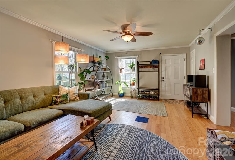 197 Deaver St, Asheville, NC 28806