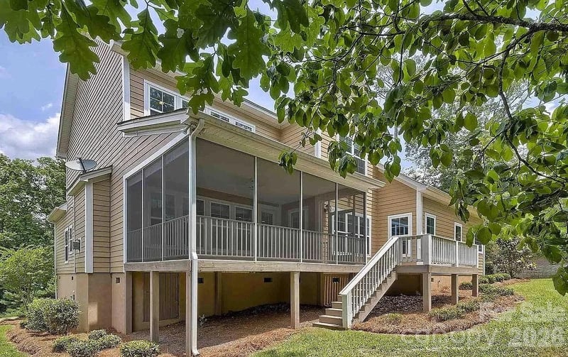 242 Wren Creek Cir, Blythewood, SC 29016