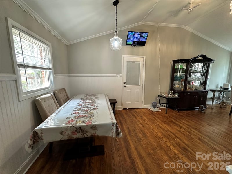 1327 Reid St, Statesville, NC 28677