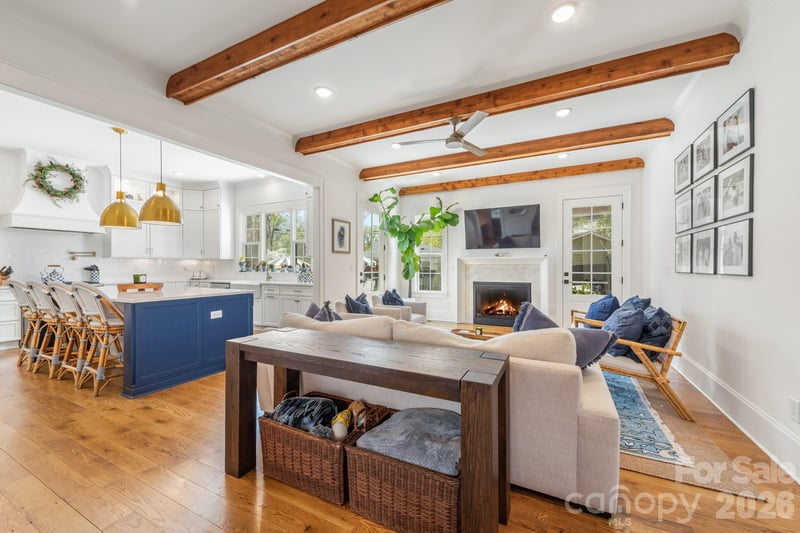 511 Lorna St, Charlotte, NC 28205