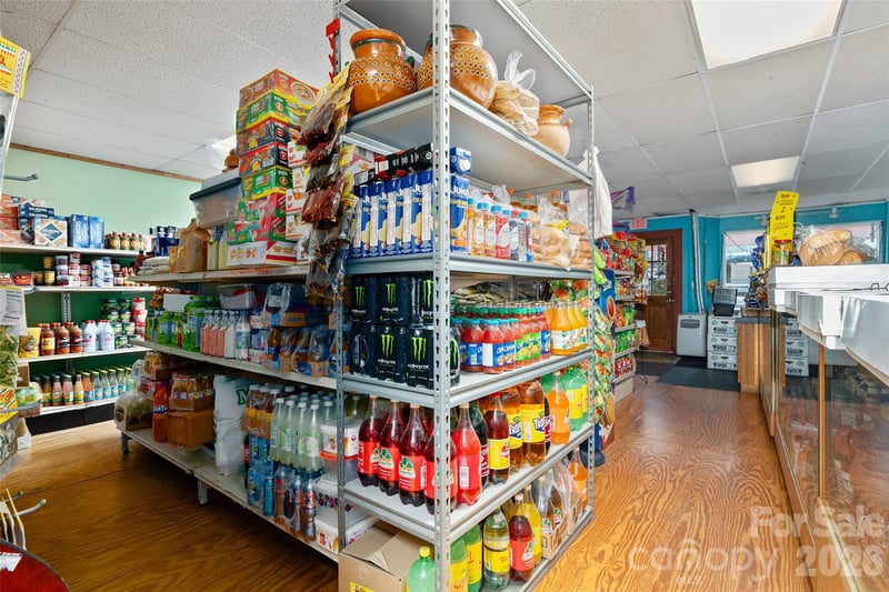 338 Main St, Canton, NC 28716