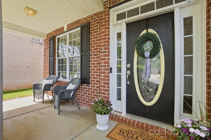 11416 Ashbourne Hall Rd, Charlotte, NC 28277
