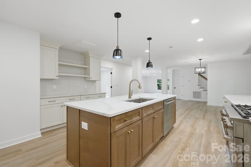 3323 Lincoln Ln, Gastonia, NC 28056