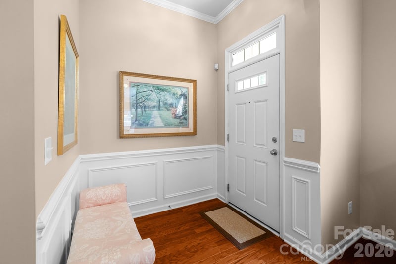 8339 Brookings Dr, Charlotte, NC 28269