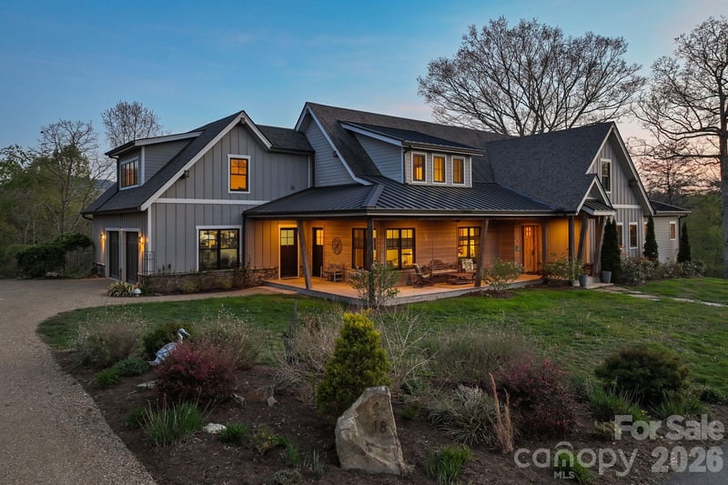 18 Majestic Oak Cir, Asheville, NC 28805