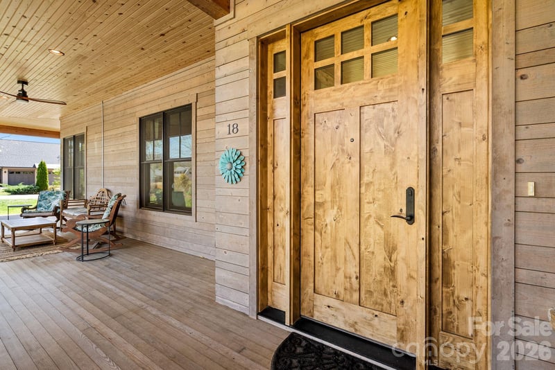 18 Majestic Oak Cir, Asheville, NC 28805