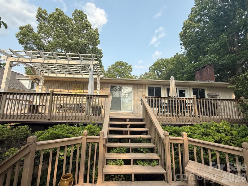 18 Olde Duffers Dr, Nebo, NC 28761