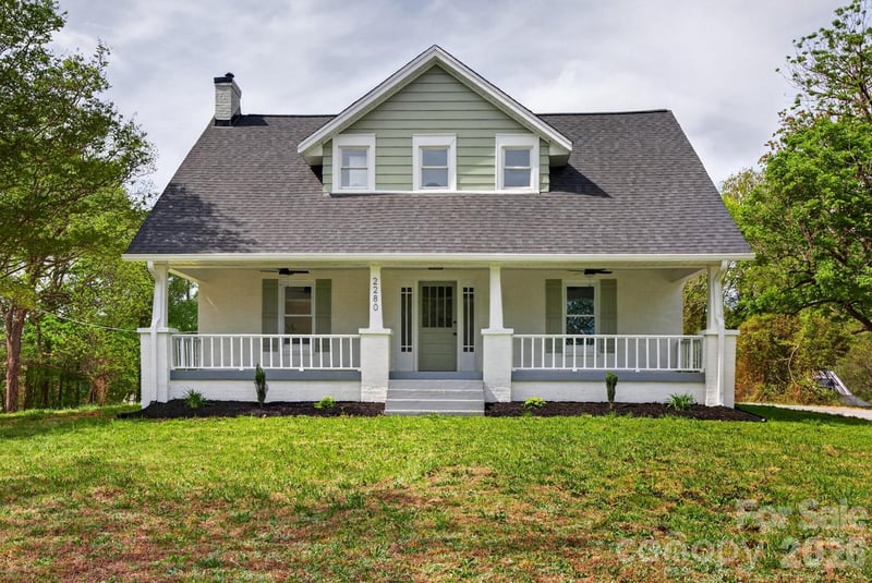 2280 Darwick Rd, Winston Salem, NC 27127