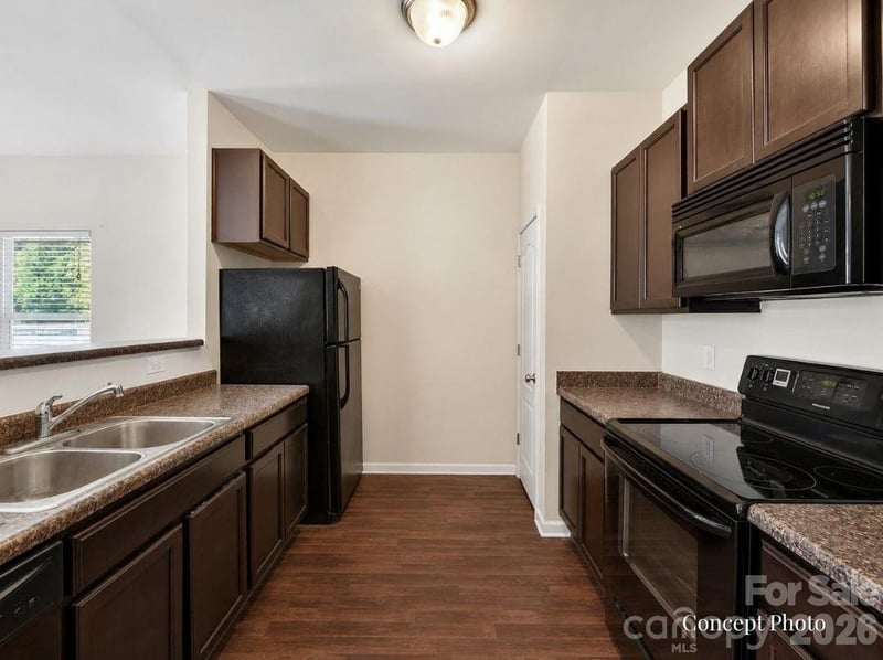14304 Evening Flight Ln, Charlotte, NC 28262