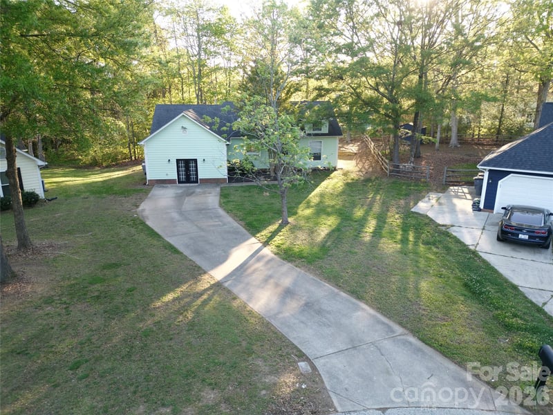 10737 Spruce Mountain Rd, Charlotte, NC 28214