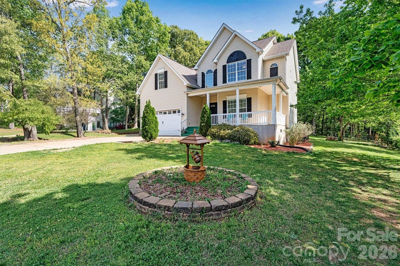 6208 Neptune Dr, Denver, NC 28037