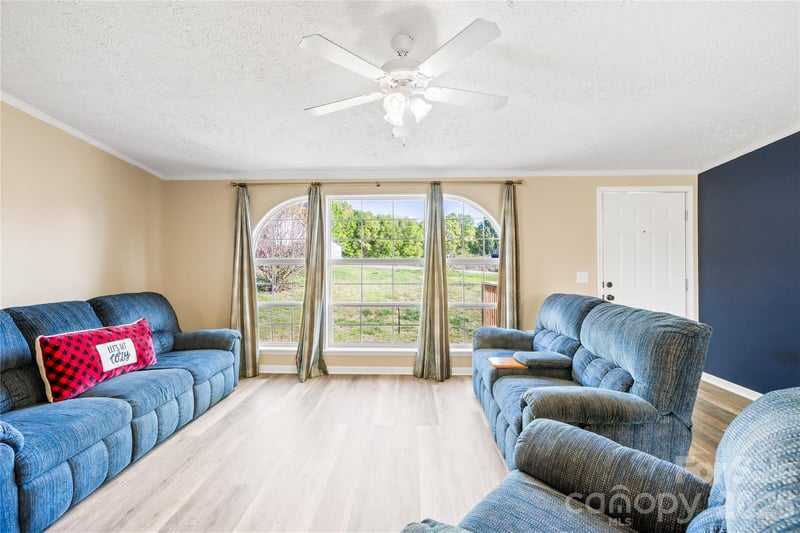 108 Ashland Ct, Shelby, NC 28150