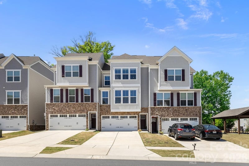 9866 Oaklawn Blvd, Huntersville, NC 28078