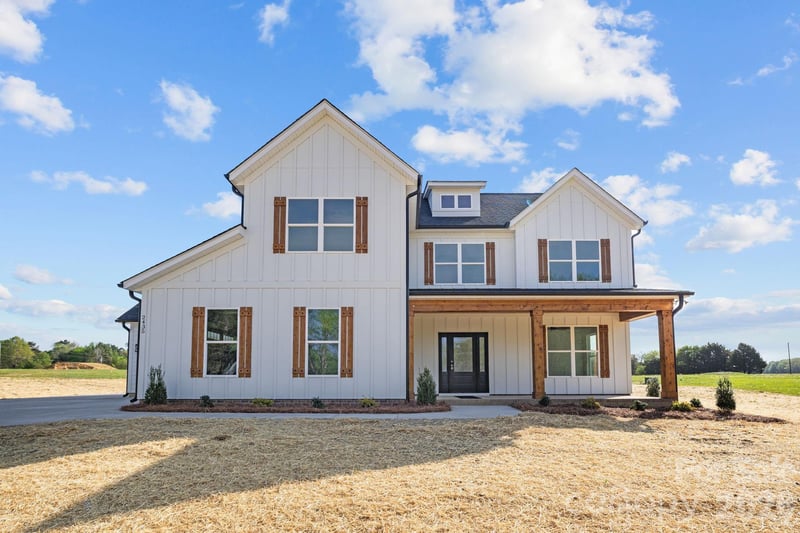 2435 Wolf Pond Rd #2, Monroe, NC 28112