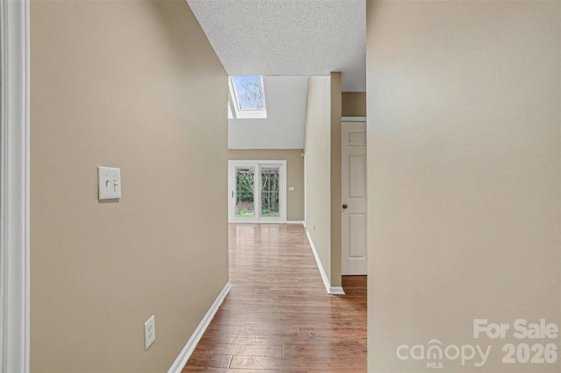 1742 12th St, Hickory, NC 28601