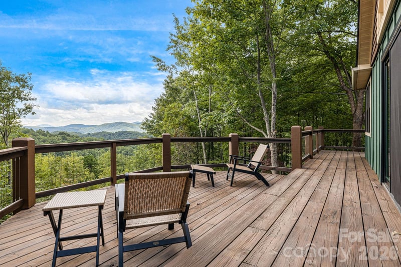 55 Glade Ln, Black Mountain, NC 28711