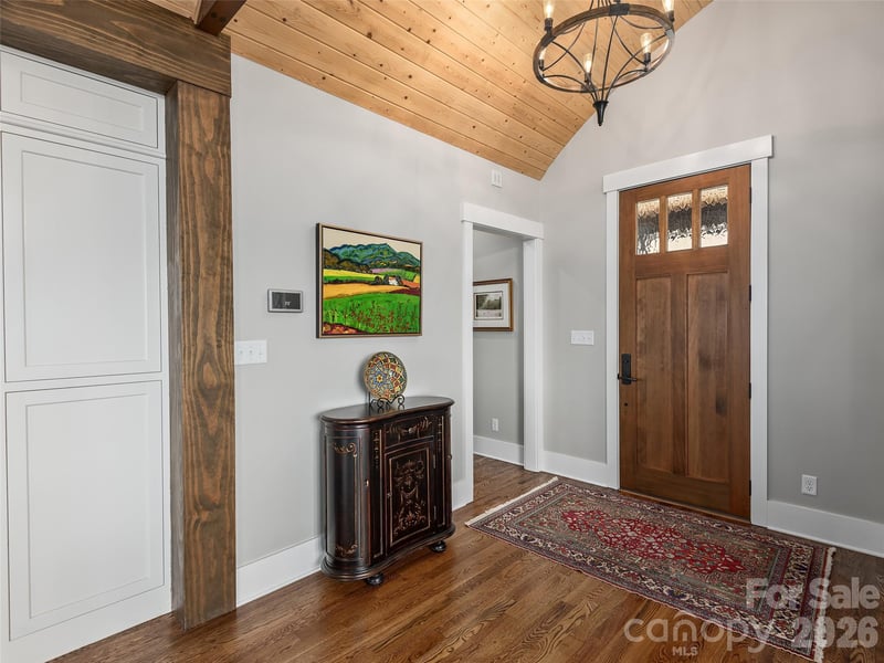 31 Wonderland Ridge Ln, Fairview, NC 28730