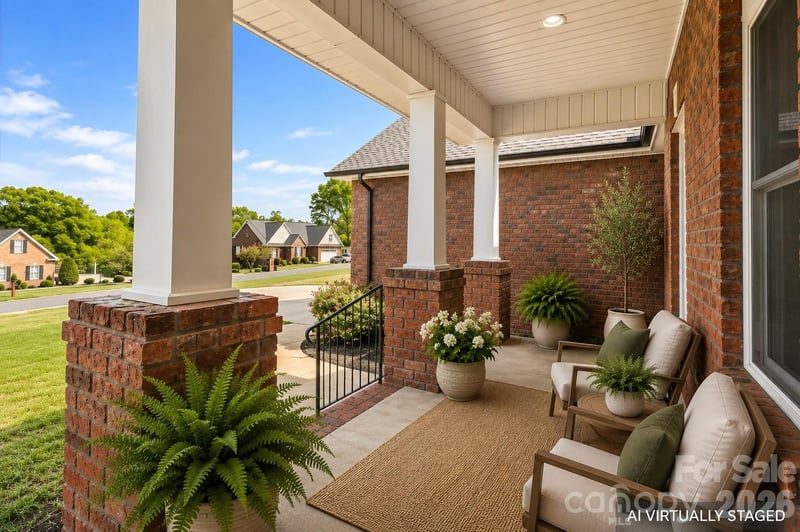 2411 Carriage Ln, Lincolnton, NC 28092