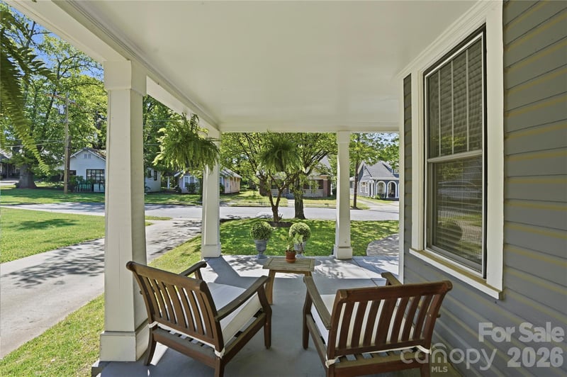 1716 Wilmore Dr, Charlotte, NC 28203