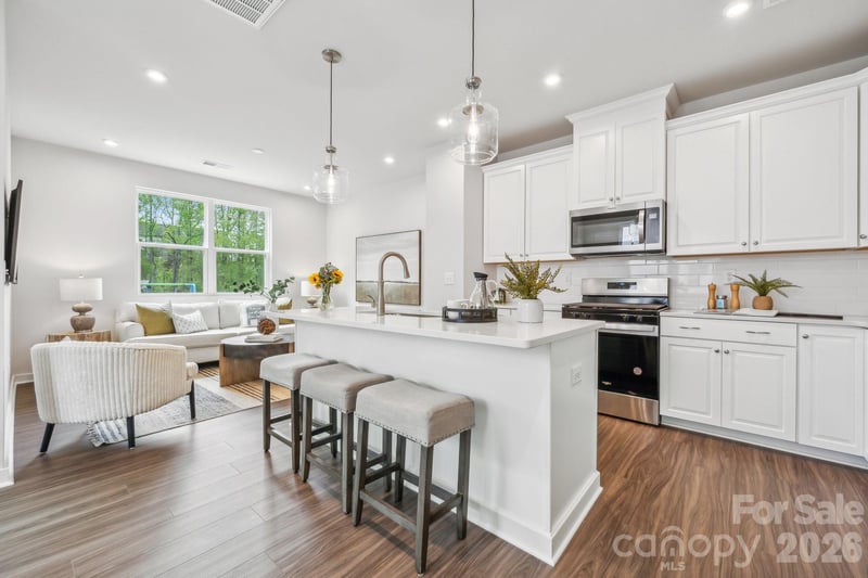 3216 Finchborough Ct #261, Charlotte, NC 28269
