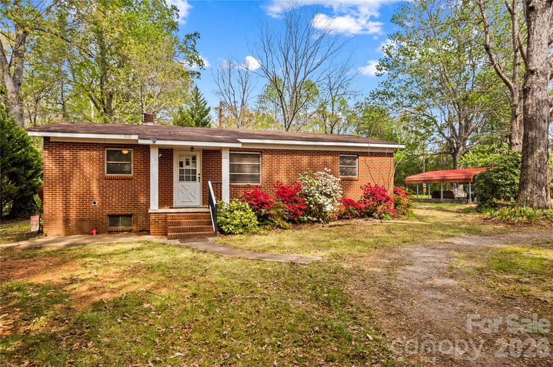 151 Bent Twig Dr, Statesville, NC 28677