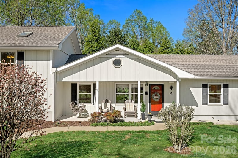 6 Mulberry Dr, Arden, NC 28704