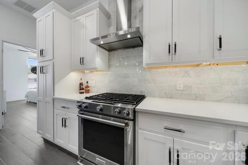 2401 Euclid Ave #301, Charlotte, NC 28203