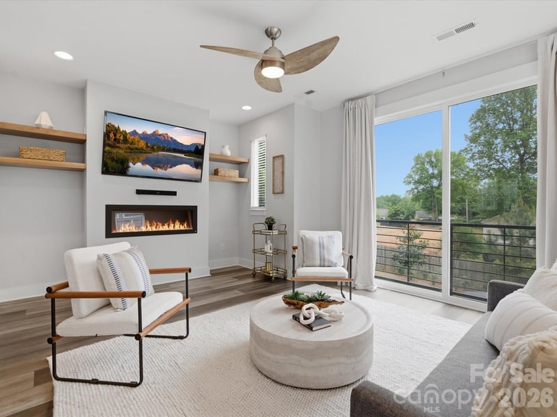 606 West End Dr, Charlotte, NC 28208