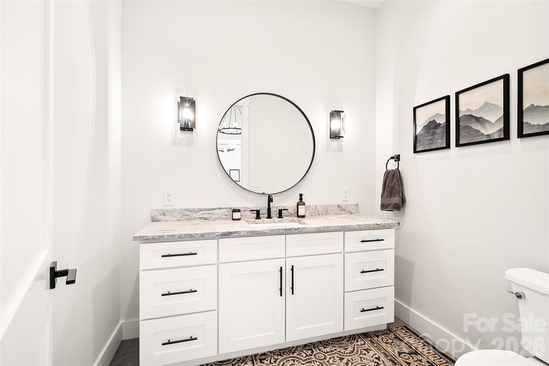 480 Daniel Circle Dr, Mills River, NC 28759