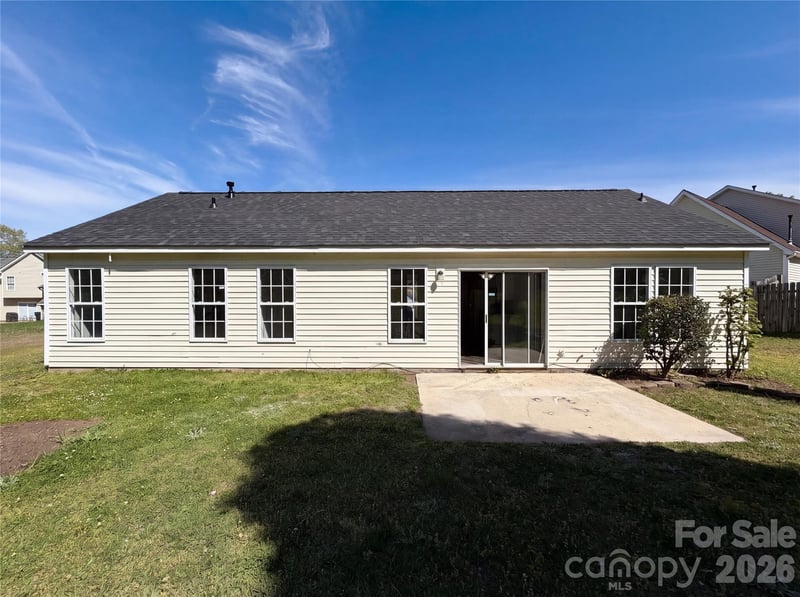 2405 Celosia Dr, Charlotte, NC 28262