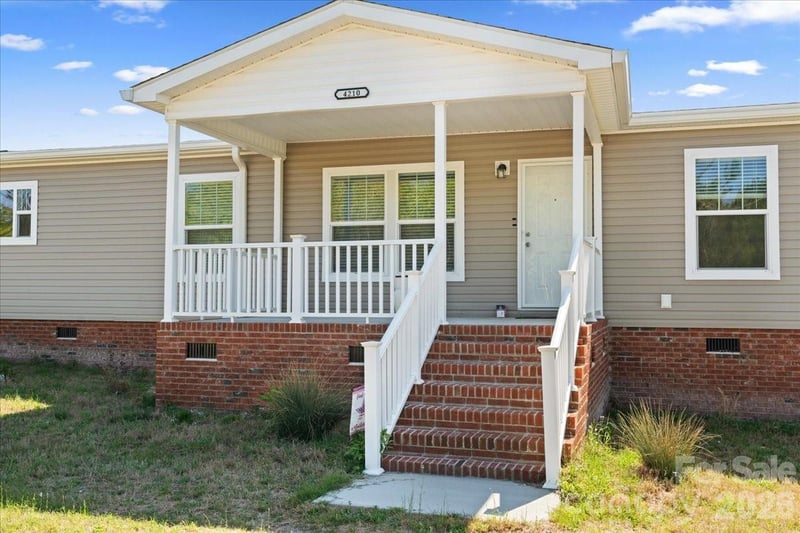4210 Aaron Temple Church Rd, Bennettsville, SC 29512