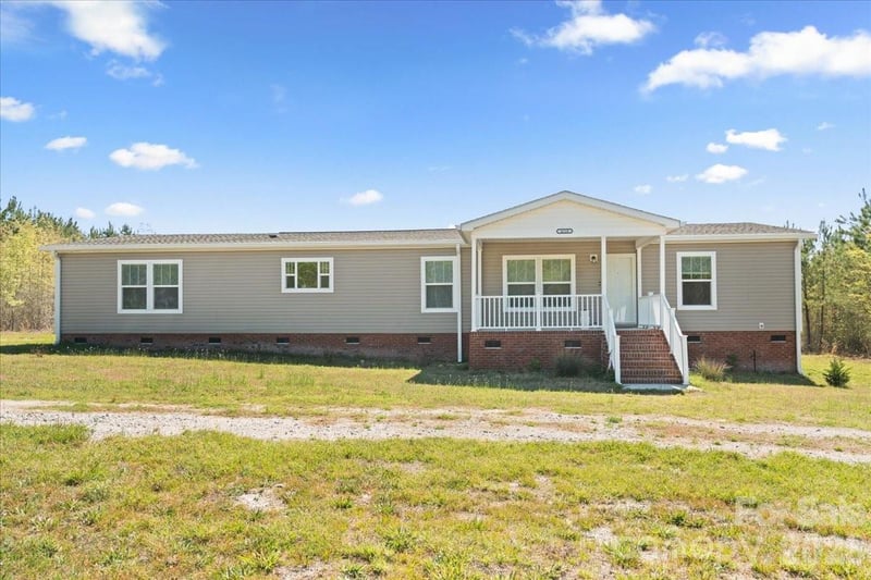 4210 Aaron Temple Church Rd, Bennettsville, SC 29512