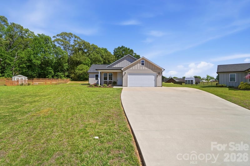 27636 Taylor Ln, Albemarle, NC 28001