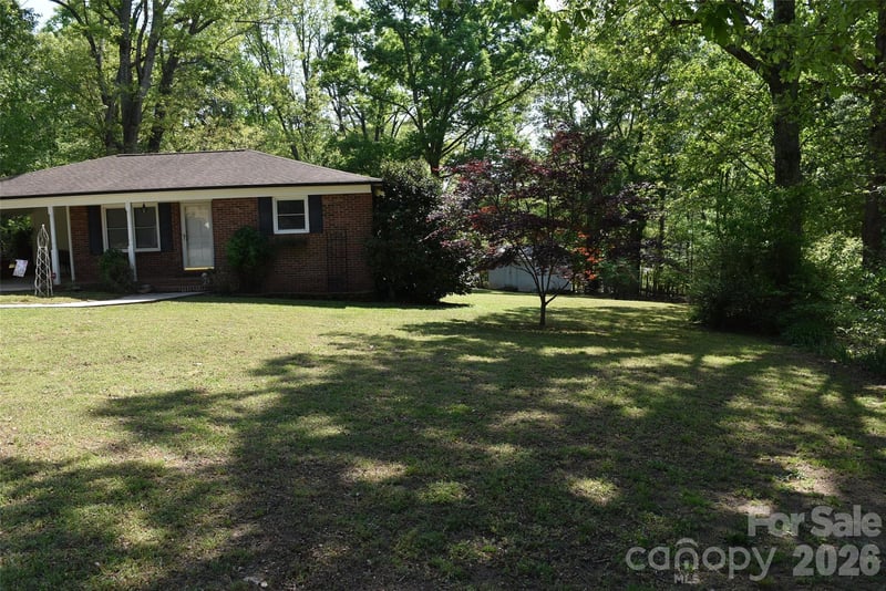 217 Redwood Ln, Lincolnton, NC 28092