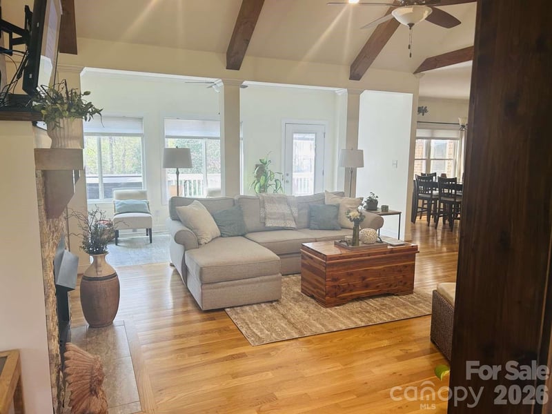 35 Iswa Dr, Taylorsville, NC 28681