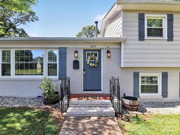 3025 Dunaire Dr, Charlotte, NC 28205