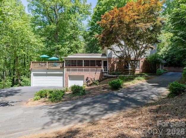 819 Chesterfield Cir, Lenoir, NC 28645