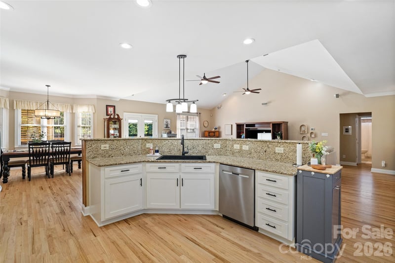 1701 South Point Rd, Belmont, NC 28012