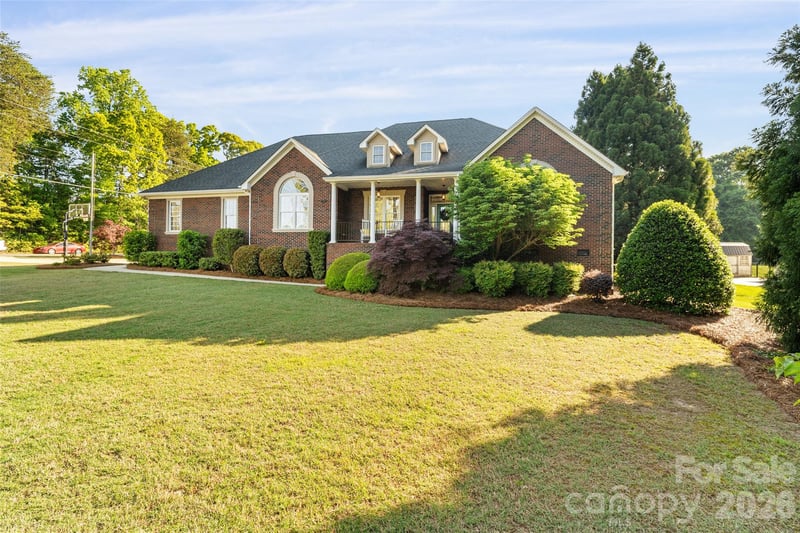 1701 South Point Rd, Belmont, NC 28012