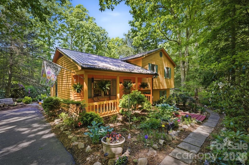 3432 Ridgewood Dr, Morganton, NC 28655